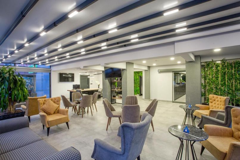 Falcon 1511 Boutique Hotel - 4