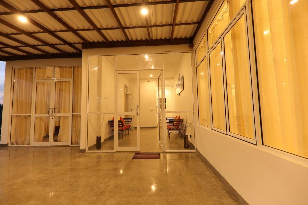 BEACH GROVE VILLAS - 4