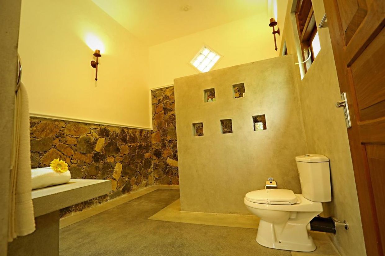 BEACH GROVE VILLAS - 9