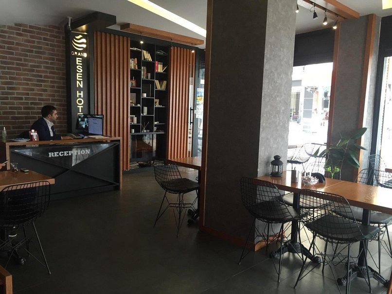 Grand Esen Hotel - 1