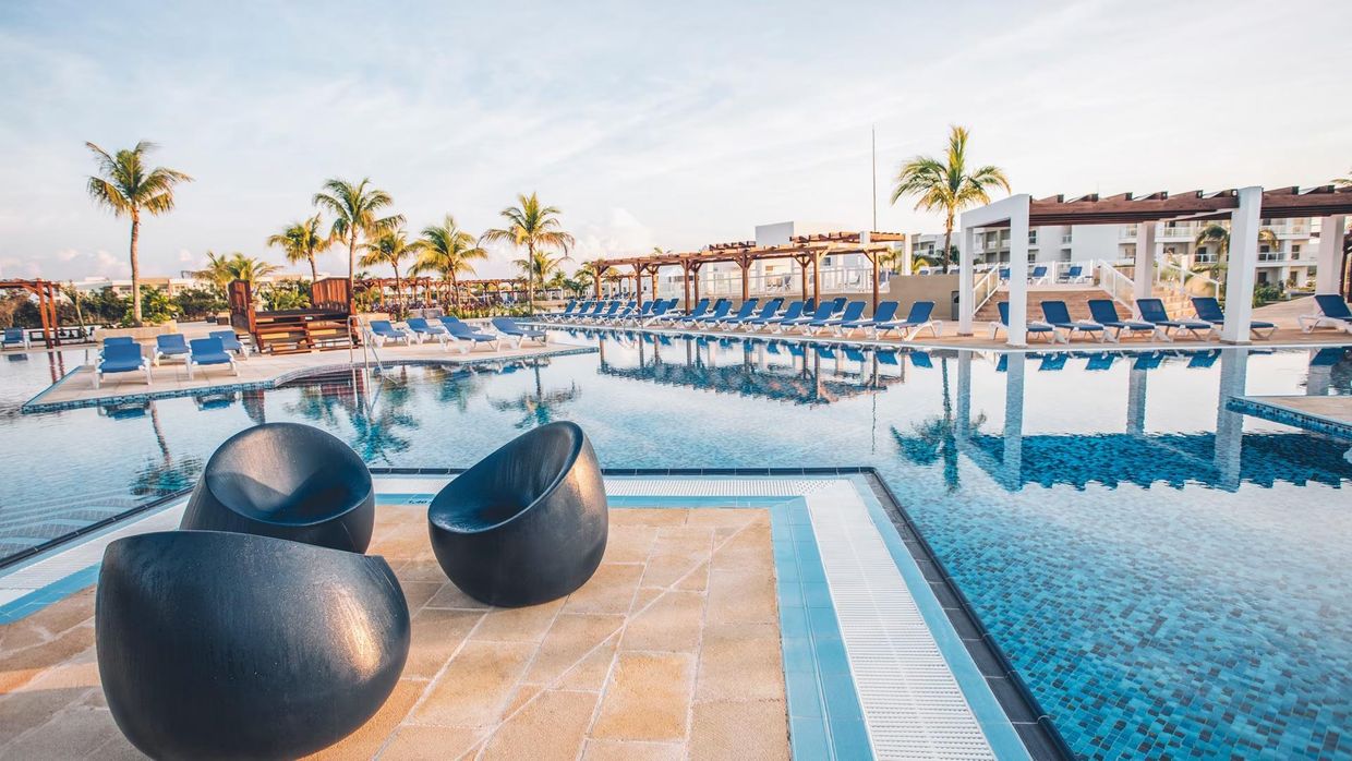 IBEROSTAR SELECTION HOLGUIN CORAL LEVEL (only adults 16+) - 24