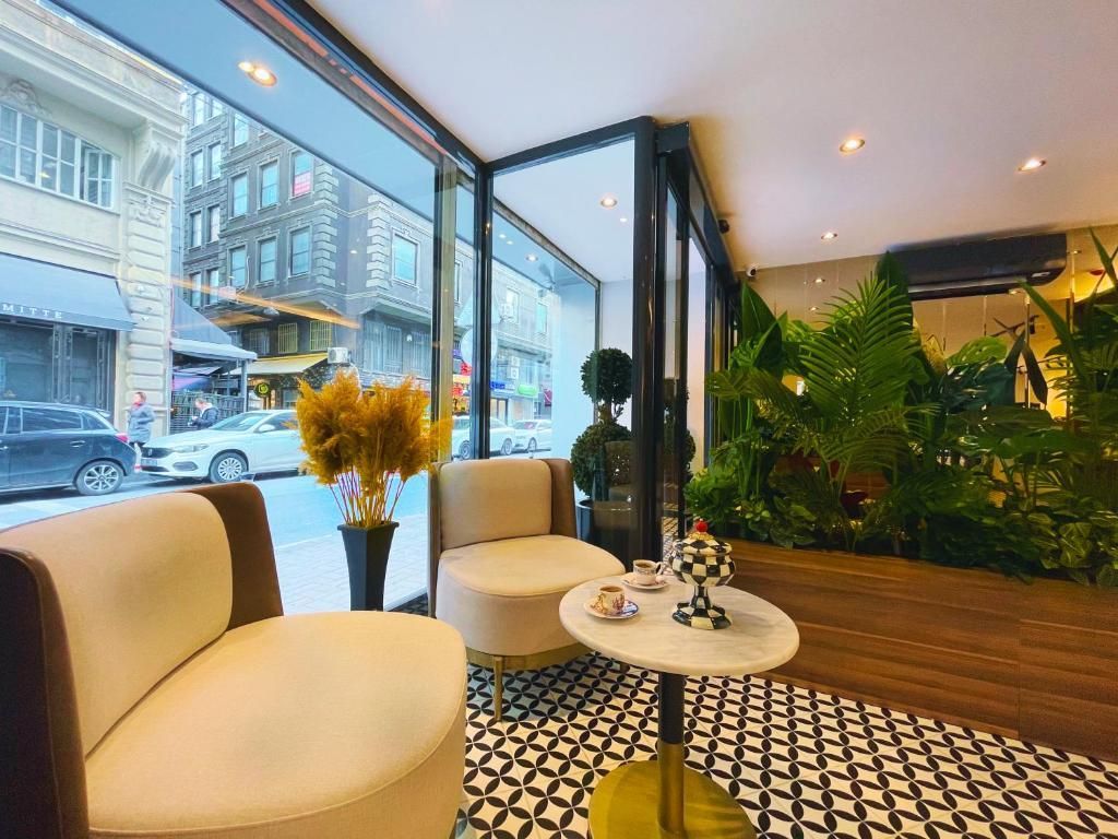 Weingart Hotel  - 3