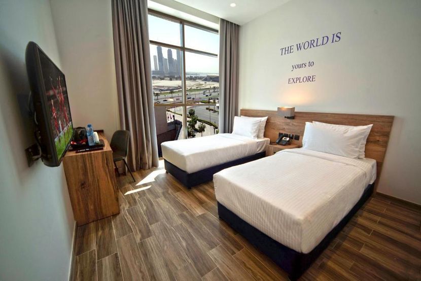 GRAND KINGSGATE WATERFRONT HOTEL DUBAI BY MILLENIUM - 4