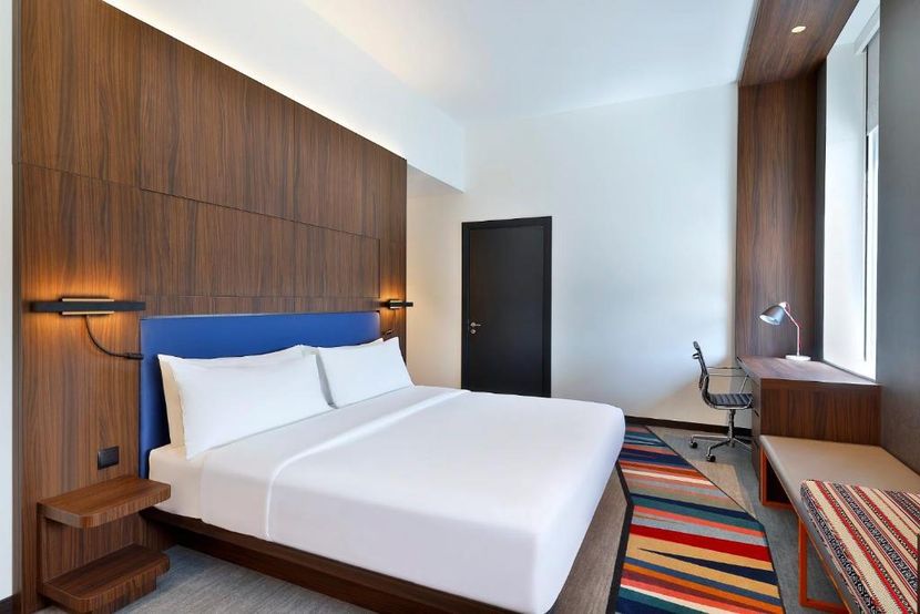 ALOFT DUBAI AIRPORT - 3