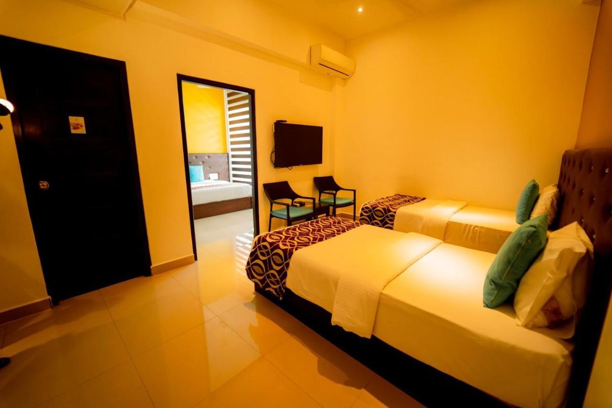 TRINCOMALEE BEACH RESORT AND SPA - 18