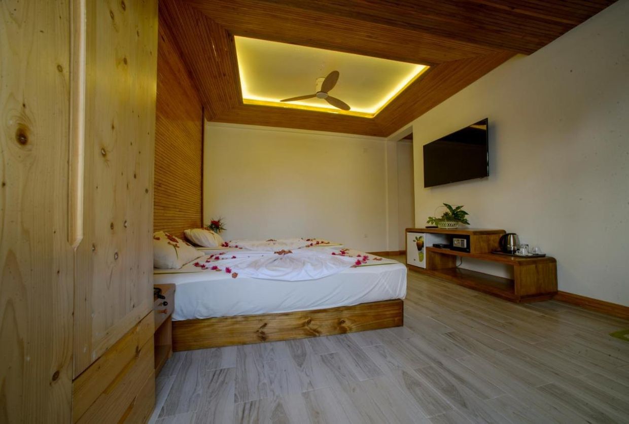 PERLA DHANGETHI - 20