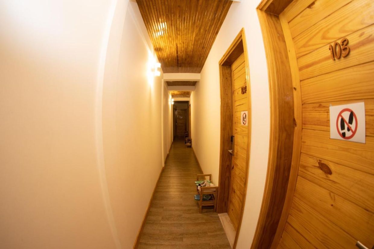 PERLA DHANGETHI - 22