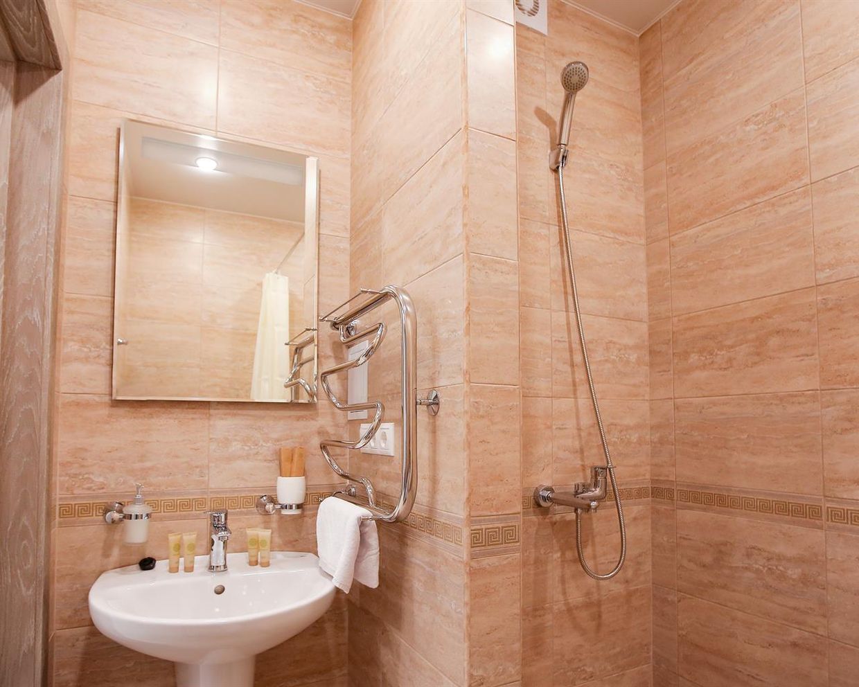 ПАРУСА, гостевой дом - 8