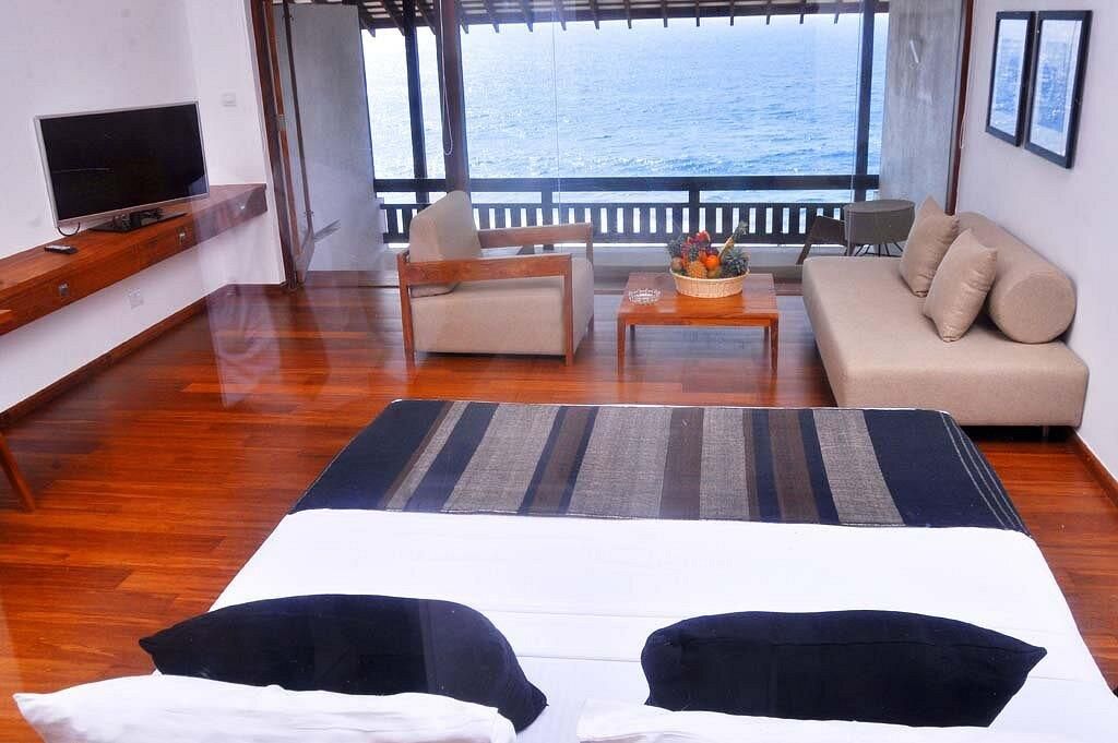 PANDANUS BEACH RESORT (ex.Emerald bay hotel) - 27