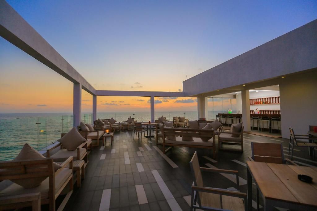 PANDANUS BEACH RESORT (ex.Emerald bay hotel) - 7