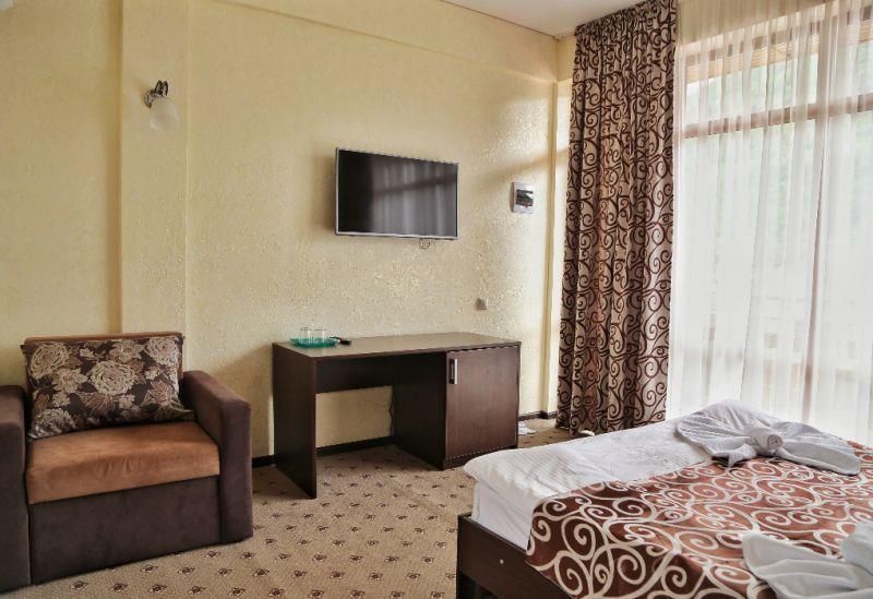HOMETEL ILANA, отель стандарт - 4