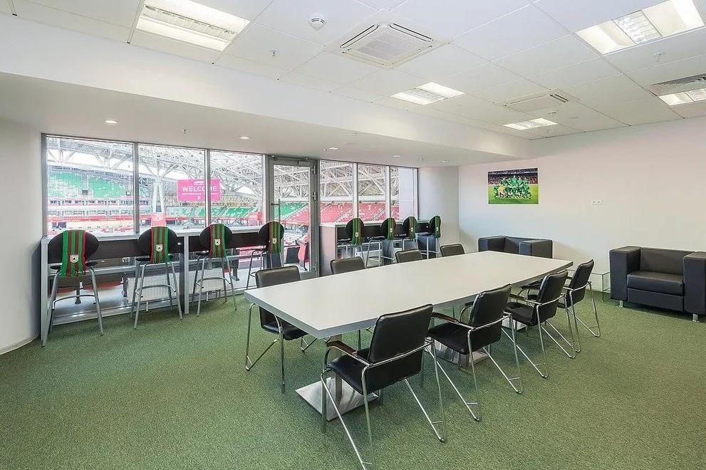 PEOPLE STADIUM STORIES, отель - 20