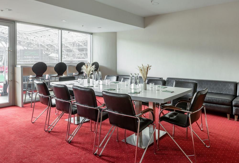 PEOPLE STADIUM STORIES, отель - 10