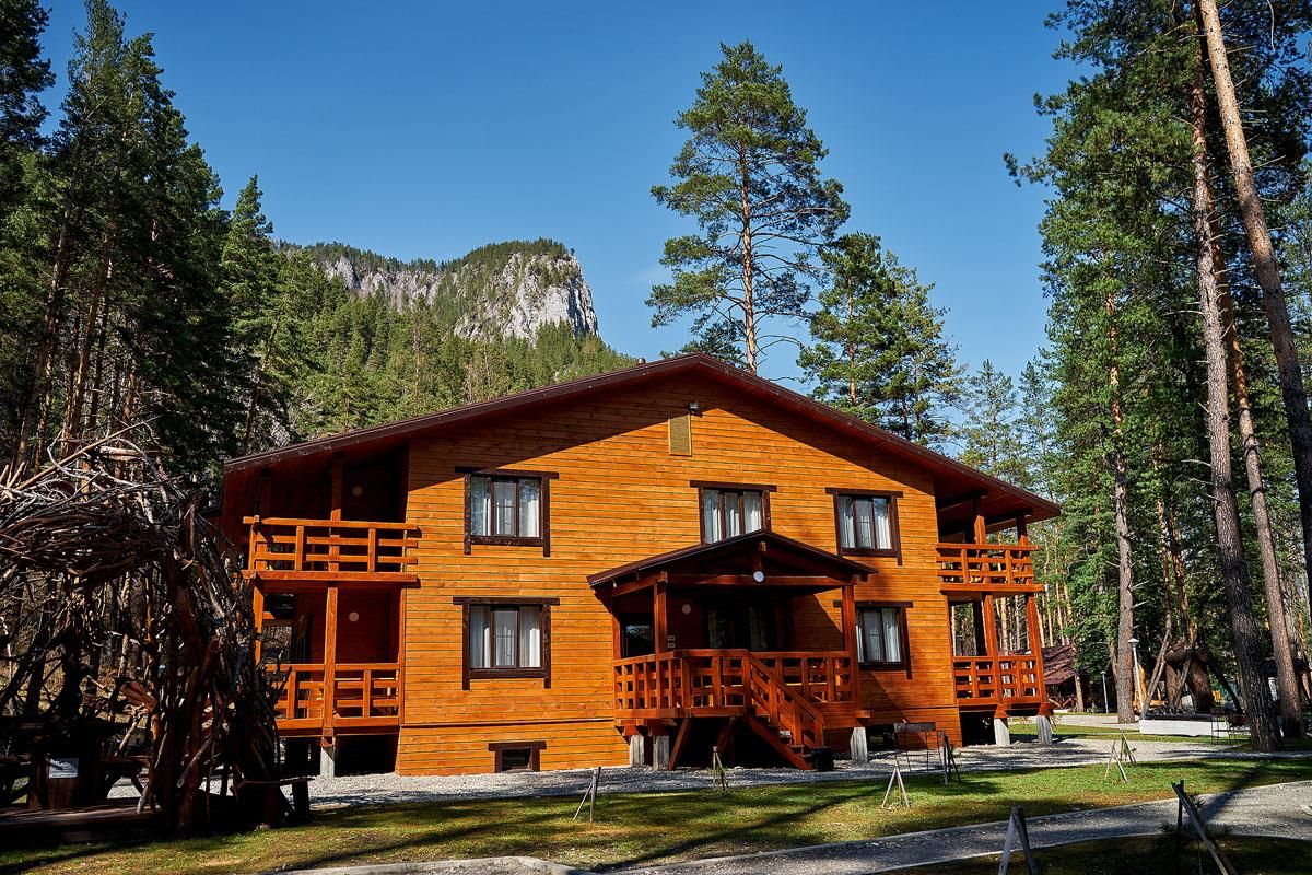 ПОДГОРИЦА, парк-отель - 1