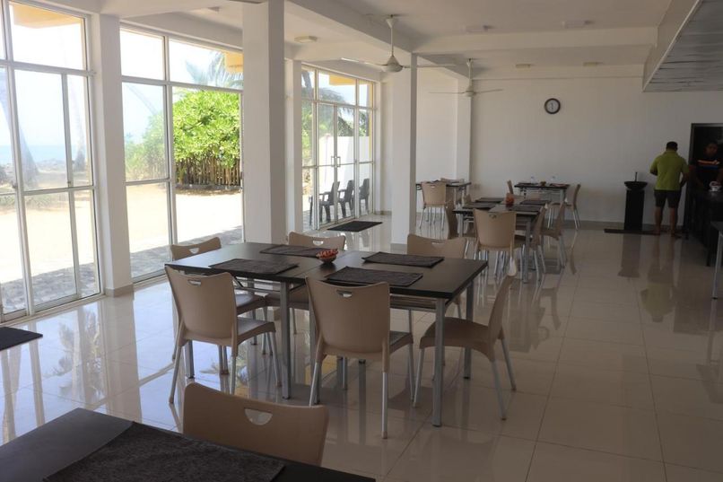 OREO BEACH HOTEL KALUTARA - 2