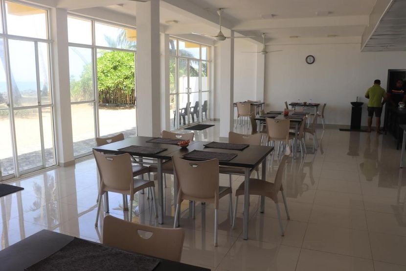 OREO BEACH HOTEL KALUTARA - 2