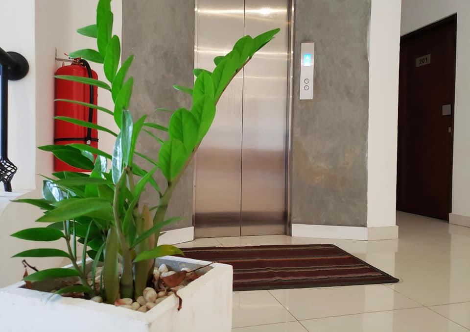 CENTHARA BEACH HOTEL GUESTHOUSE - 3