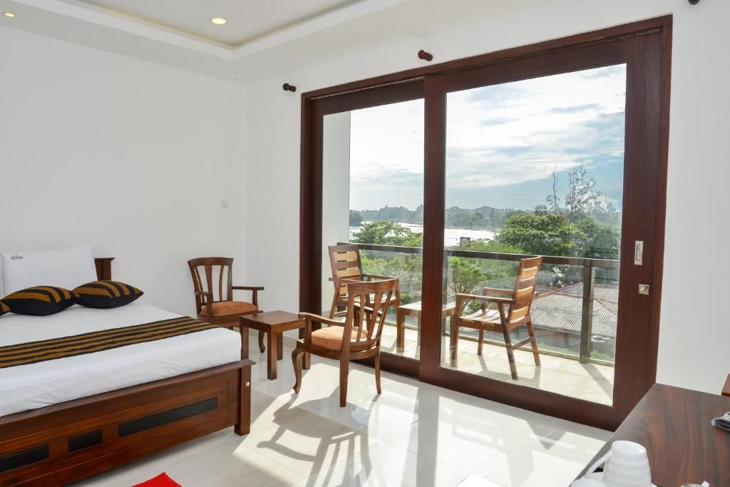 CENTHARA BEACH HOTEL GUESTHOUSE - 27