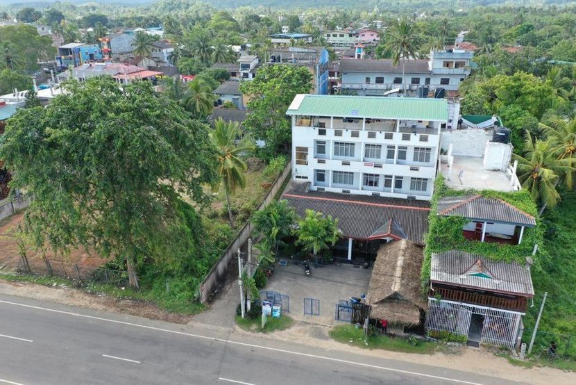 NEW GOLDEN BAY RESORT WELIGAMA - 1