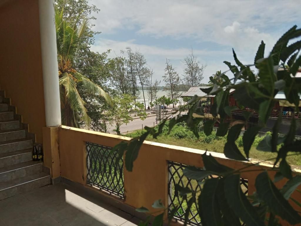 NEW GOLDEN BAY RESORT WELIGAMA - 4