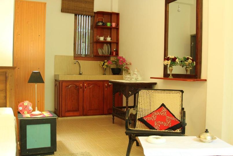 NAVORA HOTE STAY, HIKKADUWA - 4