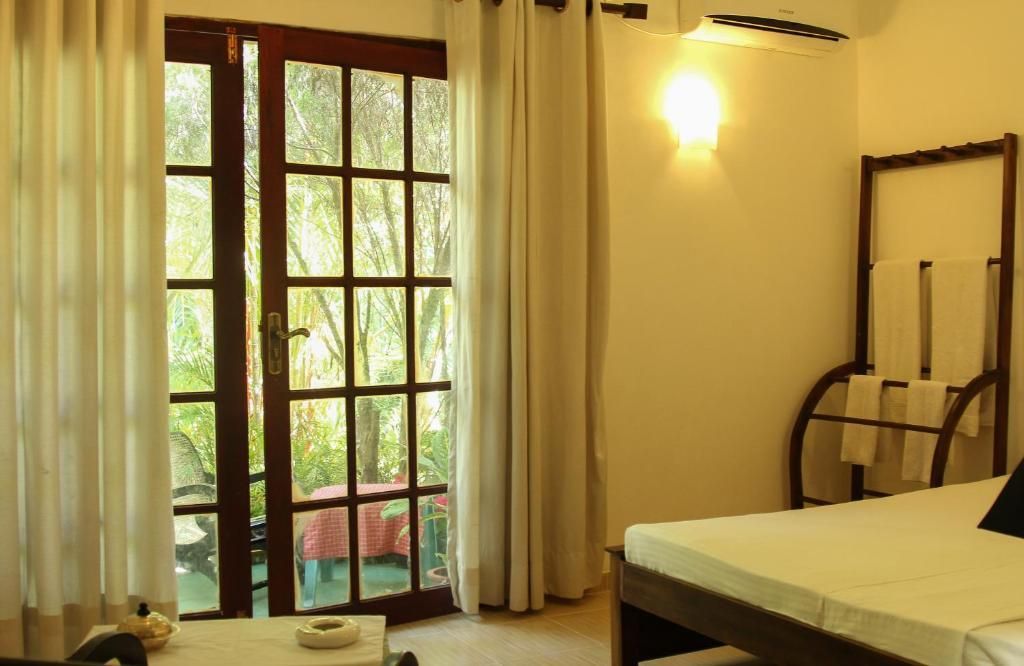 NAVORA HOTE STAY, HIKKADUWA - 8