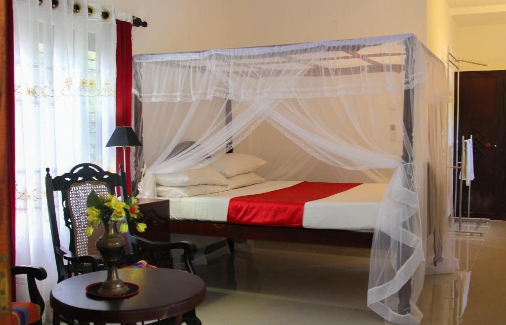 NAVORA HOTE STAY, HIKKADUWA - 10