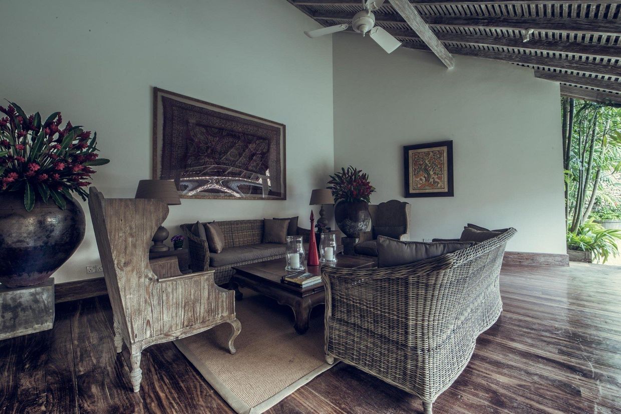 TARU VILLAS,Rampart St - 26