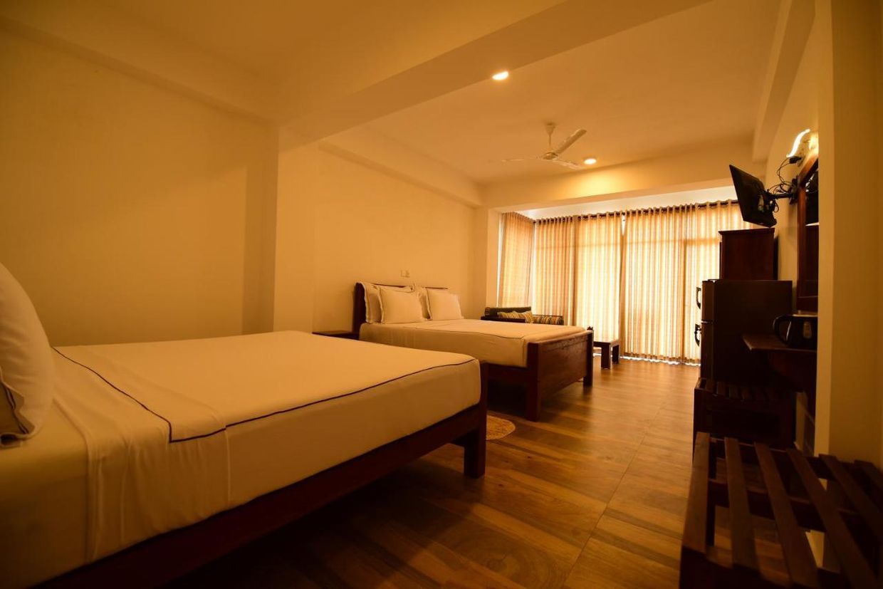 CHAAYA INN HOTEL - 15