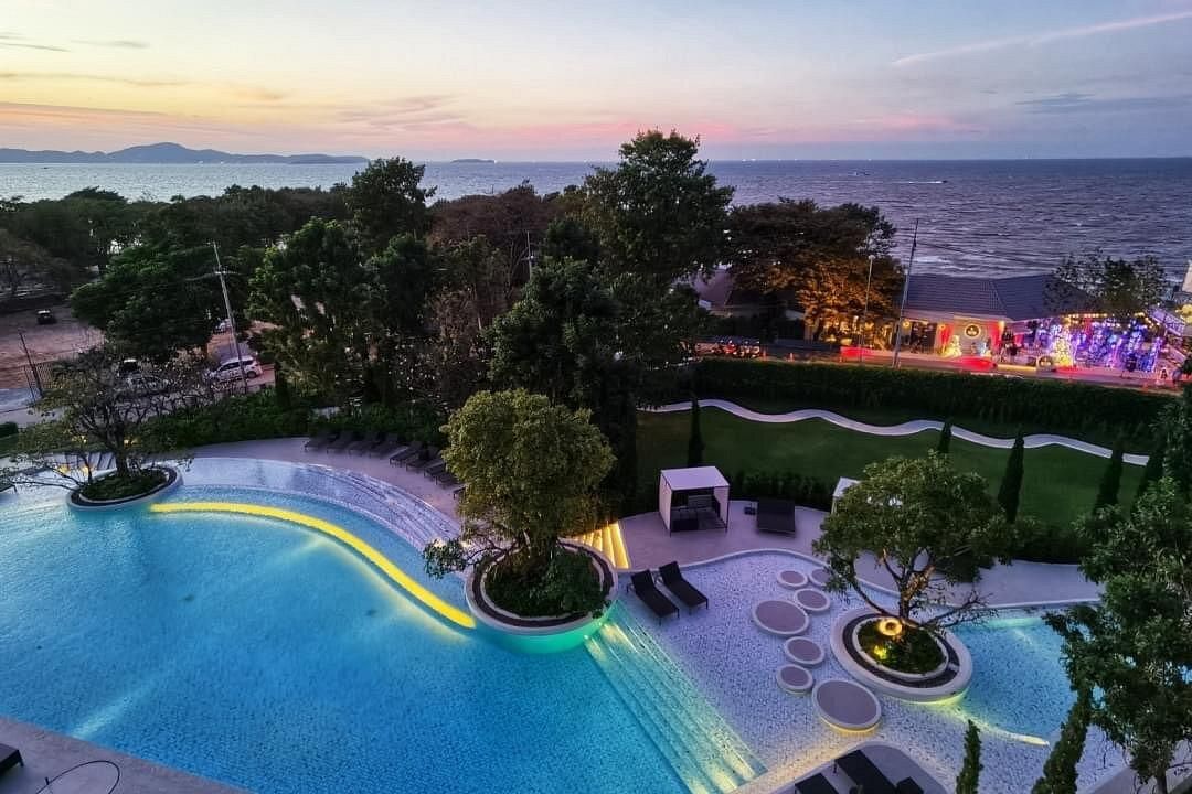 CROSS PATTAYA PRATAMNAK - 15