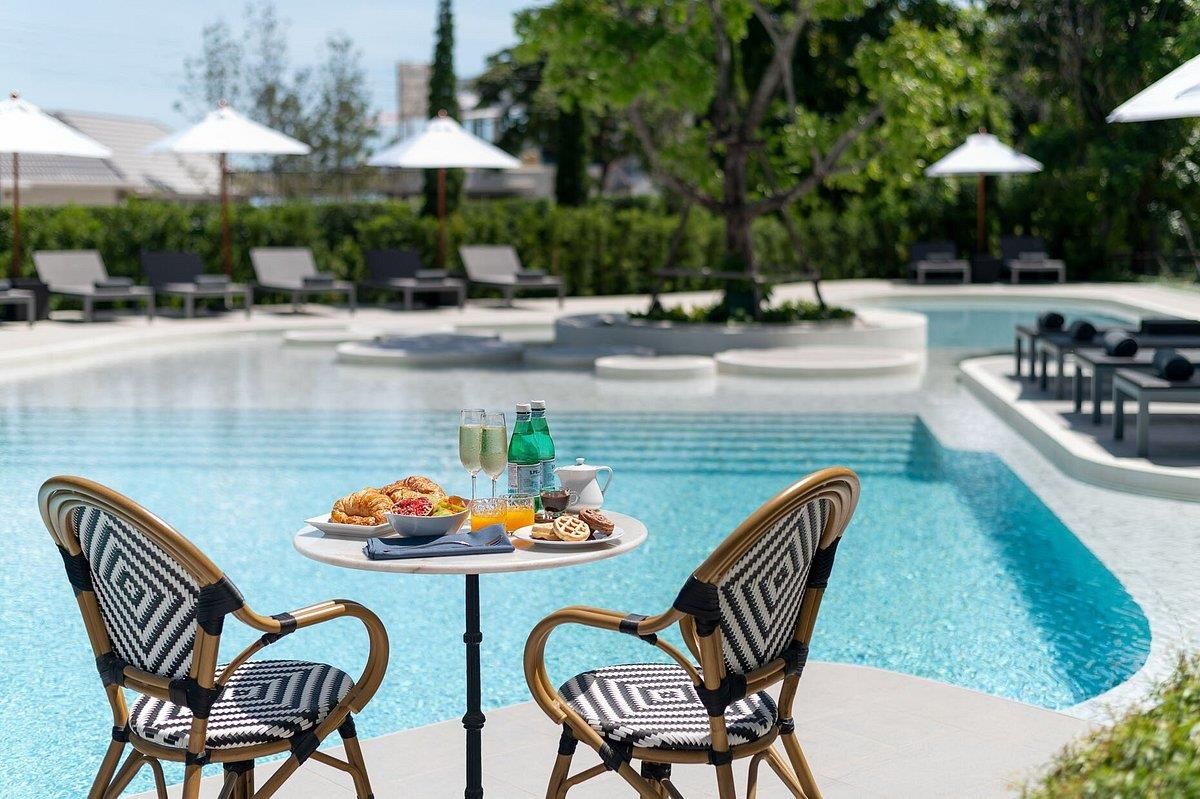 CROSS PATTAYA PRATAMNAK - 19