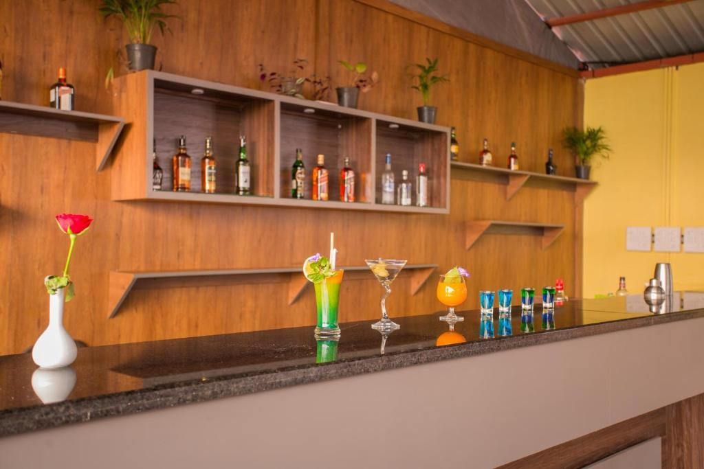 MARINERS BAY BEACH RESORT (ARAMBOL) - 20