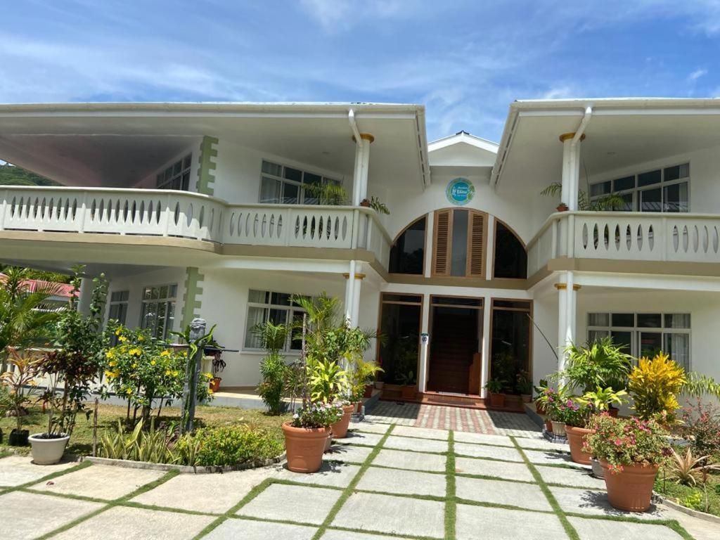 340 DEGREES MOUNTAIN VIEW - 5