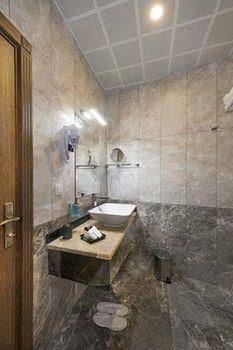 Perapolis Hotel - 2