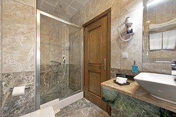 Perapolis Hotel - 4