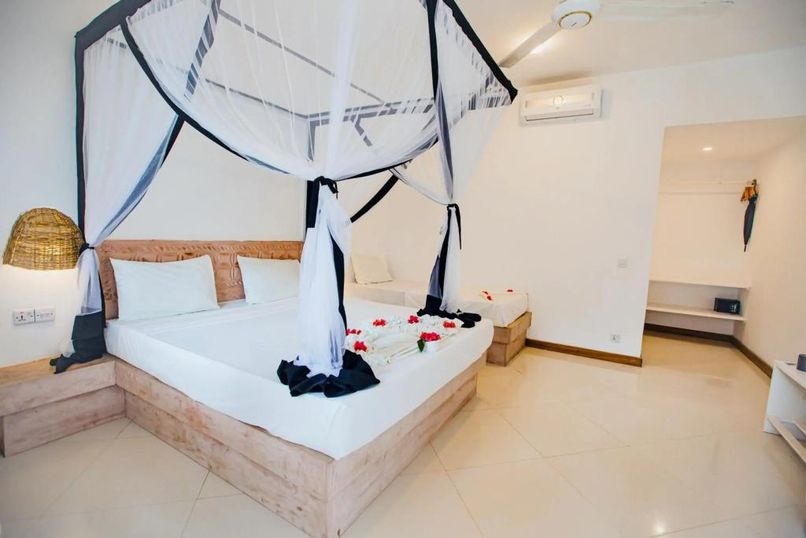 AHG SUN BAY MLILILE BEACH HOTEL - 5