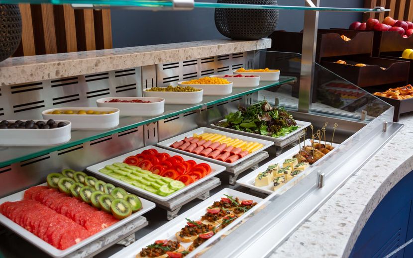 HAMPTON BY HILTON - 2