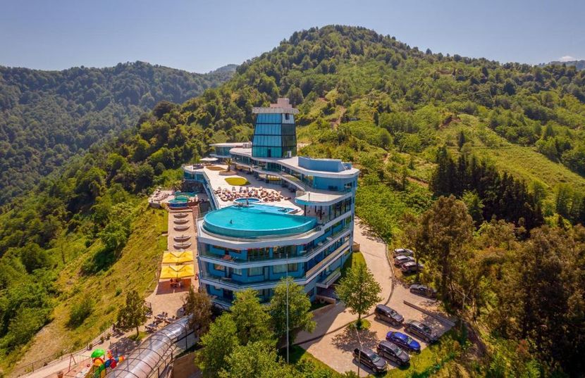 LITZ RESORT - 4