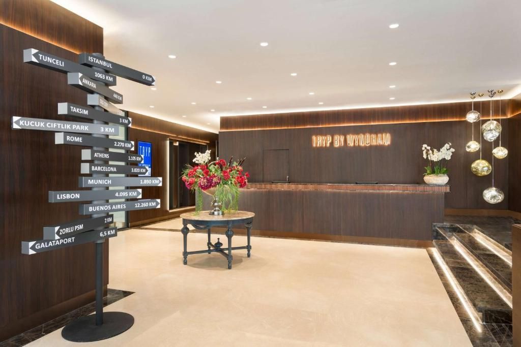 Tryp by Wyndham Istanbul Sisli Hotel - 2
