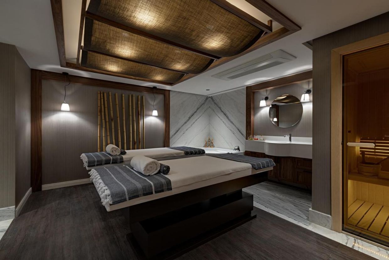 Gleam Collection Hotel - 17