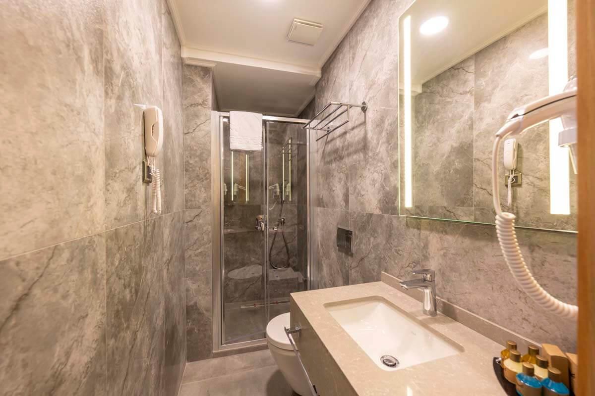 Ravi Hotel - 10