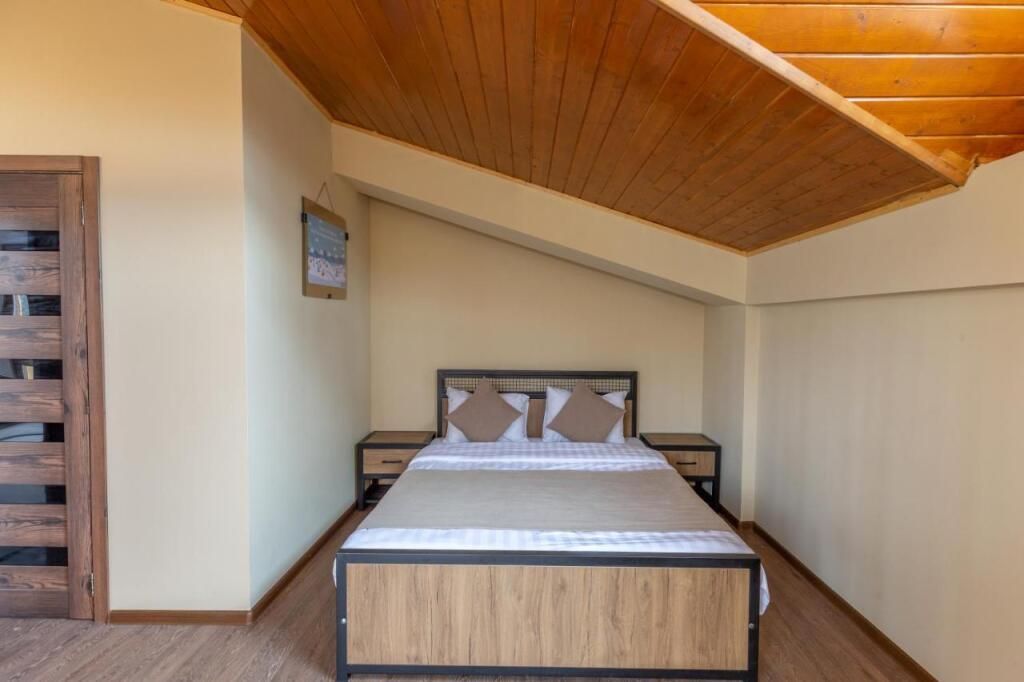 PINE CHALETS - 16