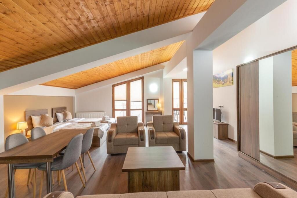 PINE CHALETS - 26