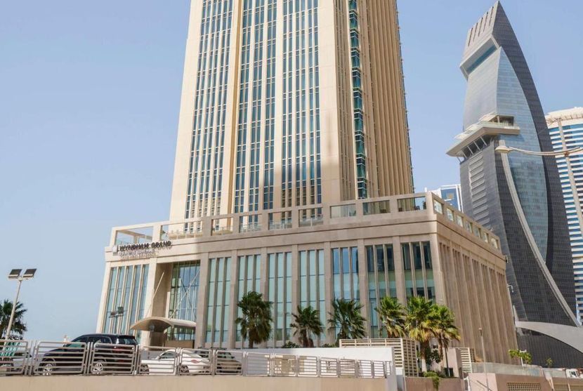 WYNDHAM GRAND DOHA WEST BAY BEACH - 1