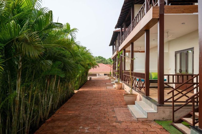 CRESCENT RESORT (ex. OXYGEN RESORT) - 5