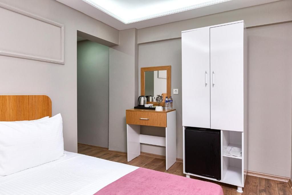 Ria Suites Hotel - 16