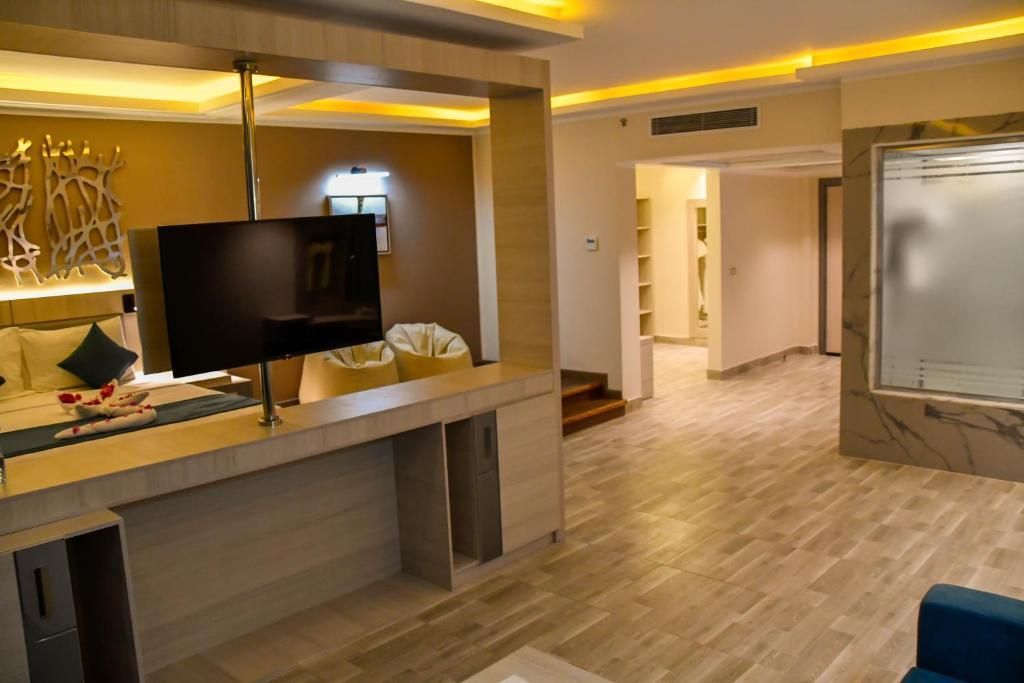 SIRENA AQUA PARK BEACH RESORT & SPA - 19