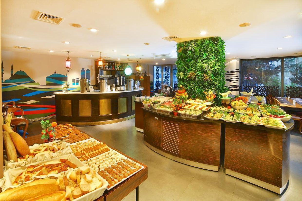 All Seasons Hotel - 3