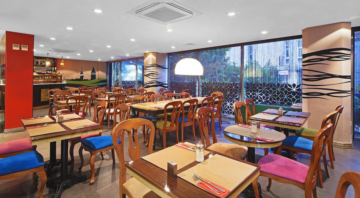 All Seasons Hotel - 34