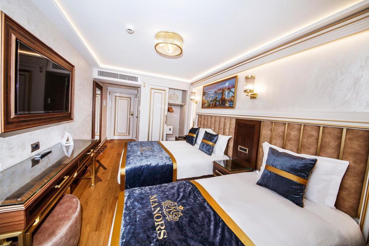 Manors Hotel Special Class - 19